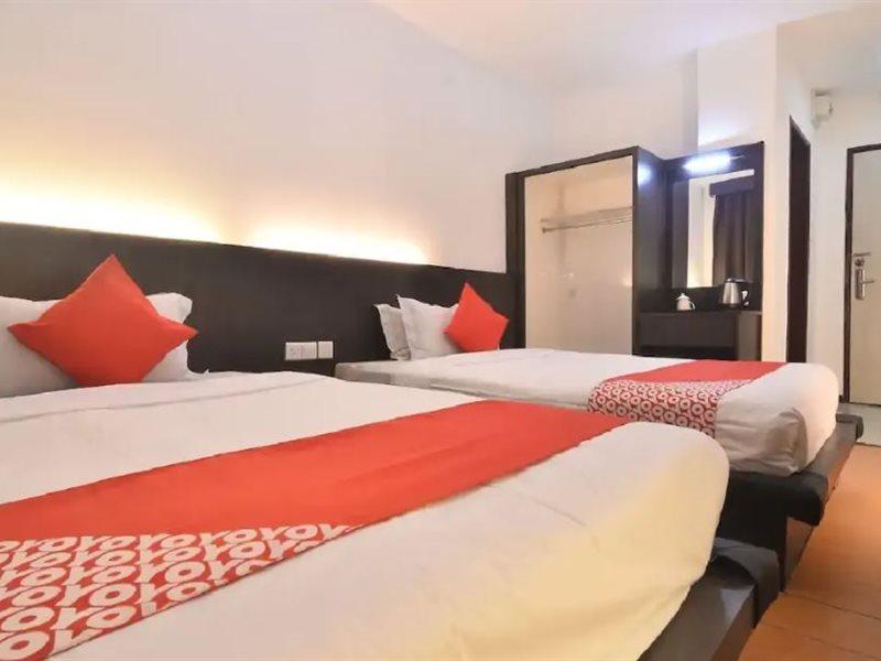 Oyo 43960 Laksamana Executive & Boutique Hotel Tawau Luaran gambar