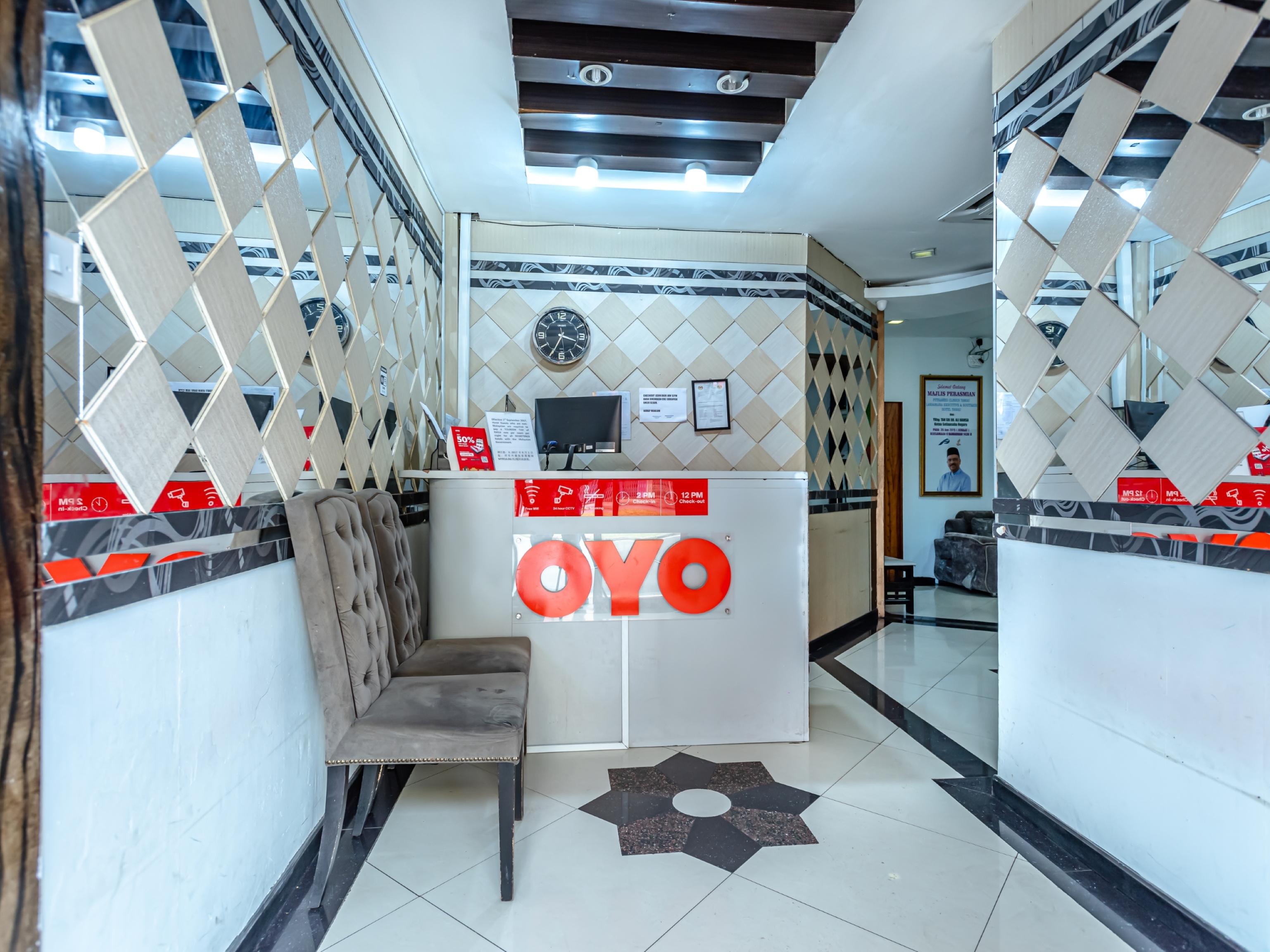 Oyo 43960 Laksamana Executive & Boutique Hotel Tawau Luaran gambar