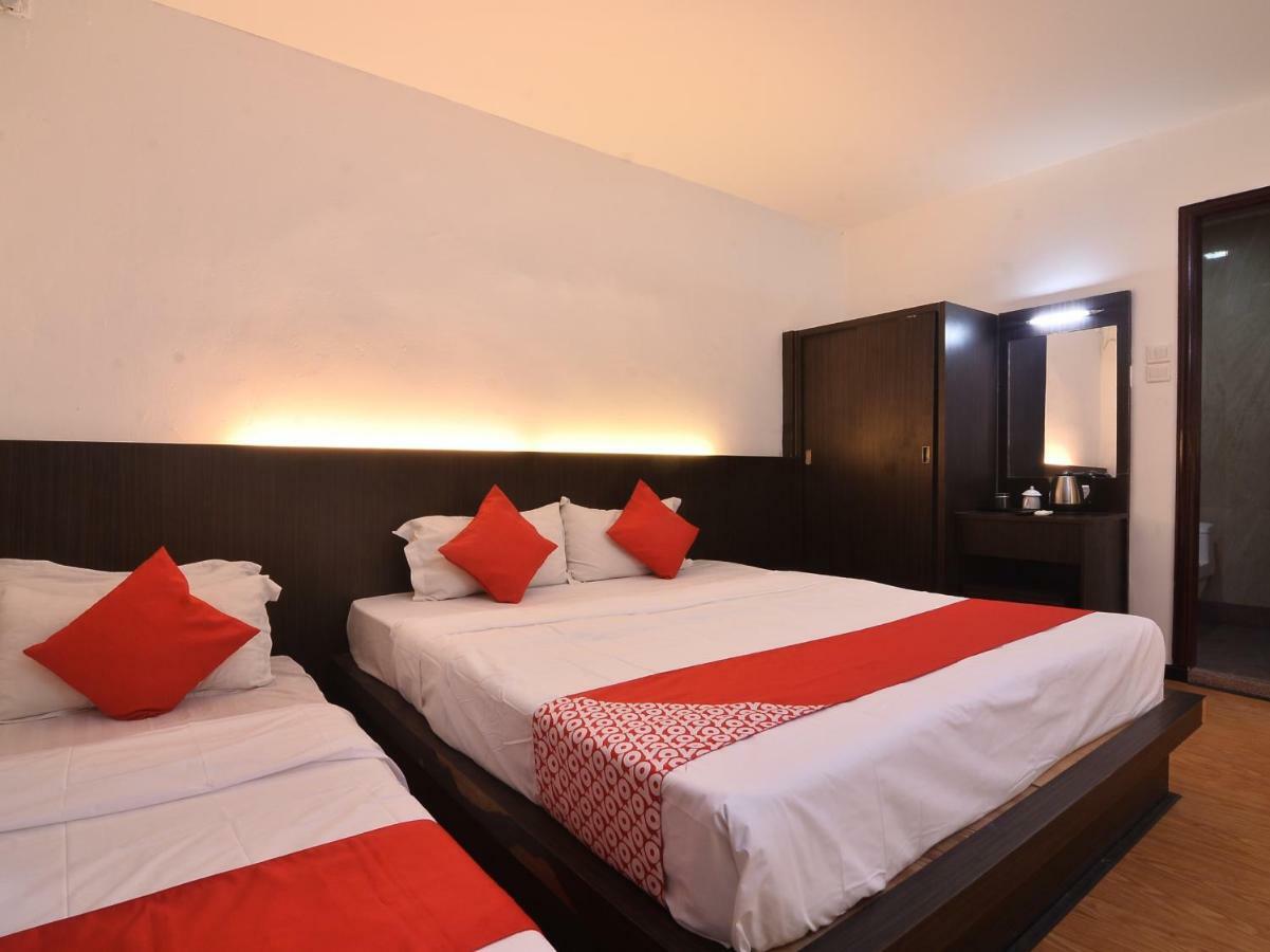 Oyo 43960 Laksamana Executive & Boutique Hotel Tawau Luaran gambar