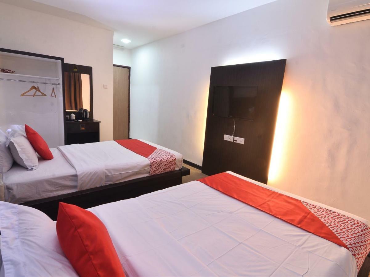 Oyo 43960 Laksamana Executive & Boutique Hotel Tawau Luaran gambar