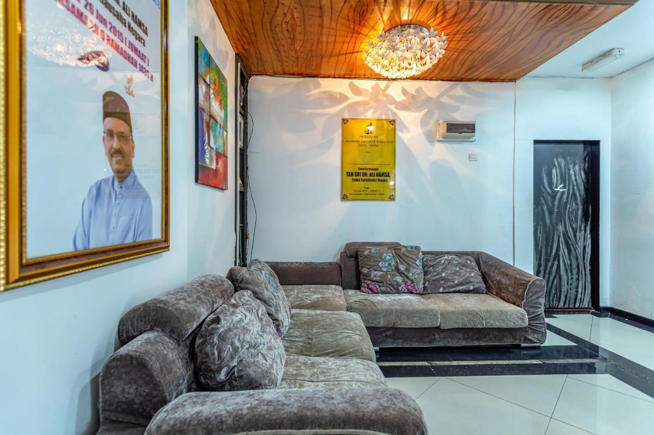 Oyo 43960 Laksamana Executive & Boutique Hotel Tawau Luaran gambar